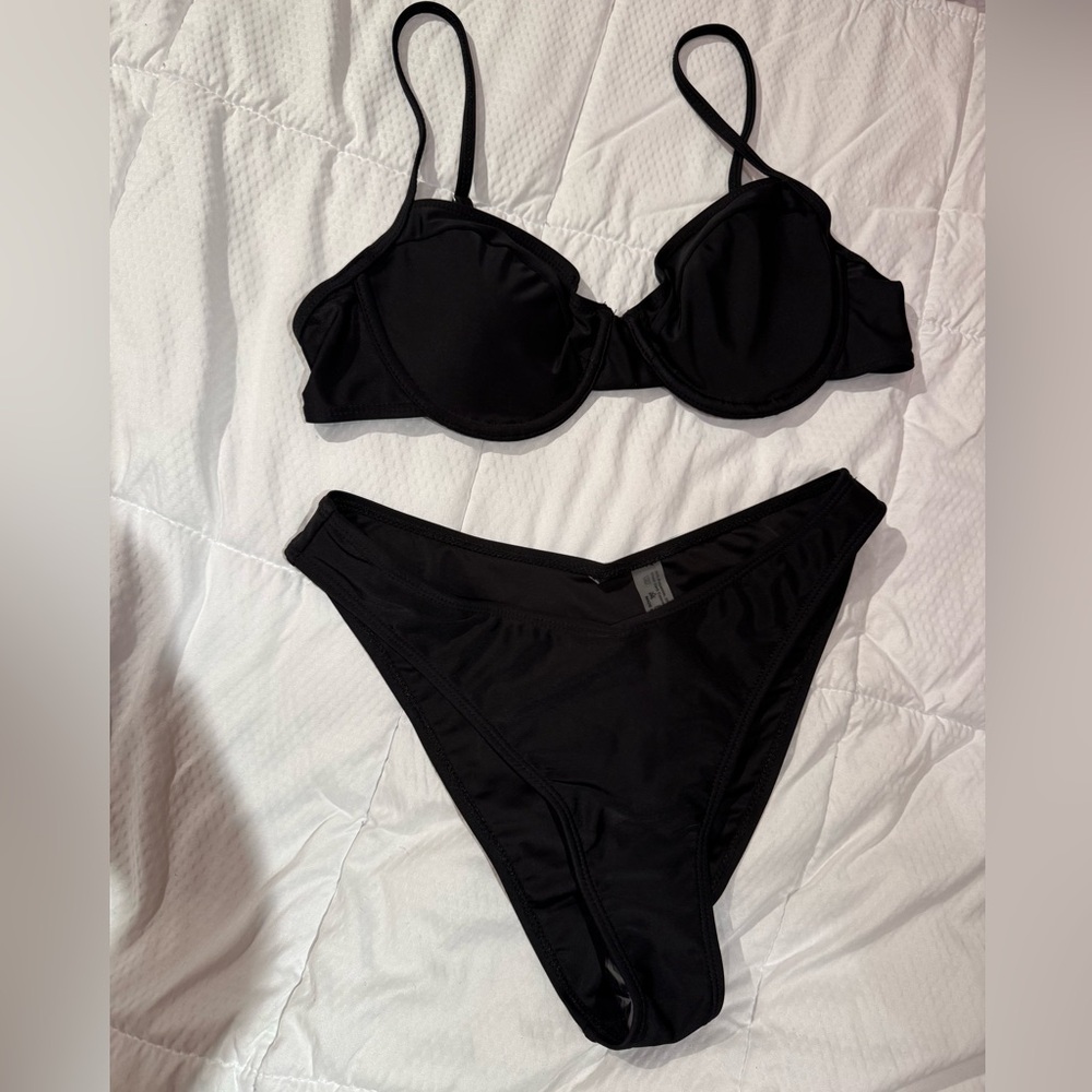 Black Women's Swimwear Set